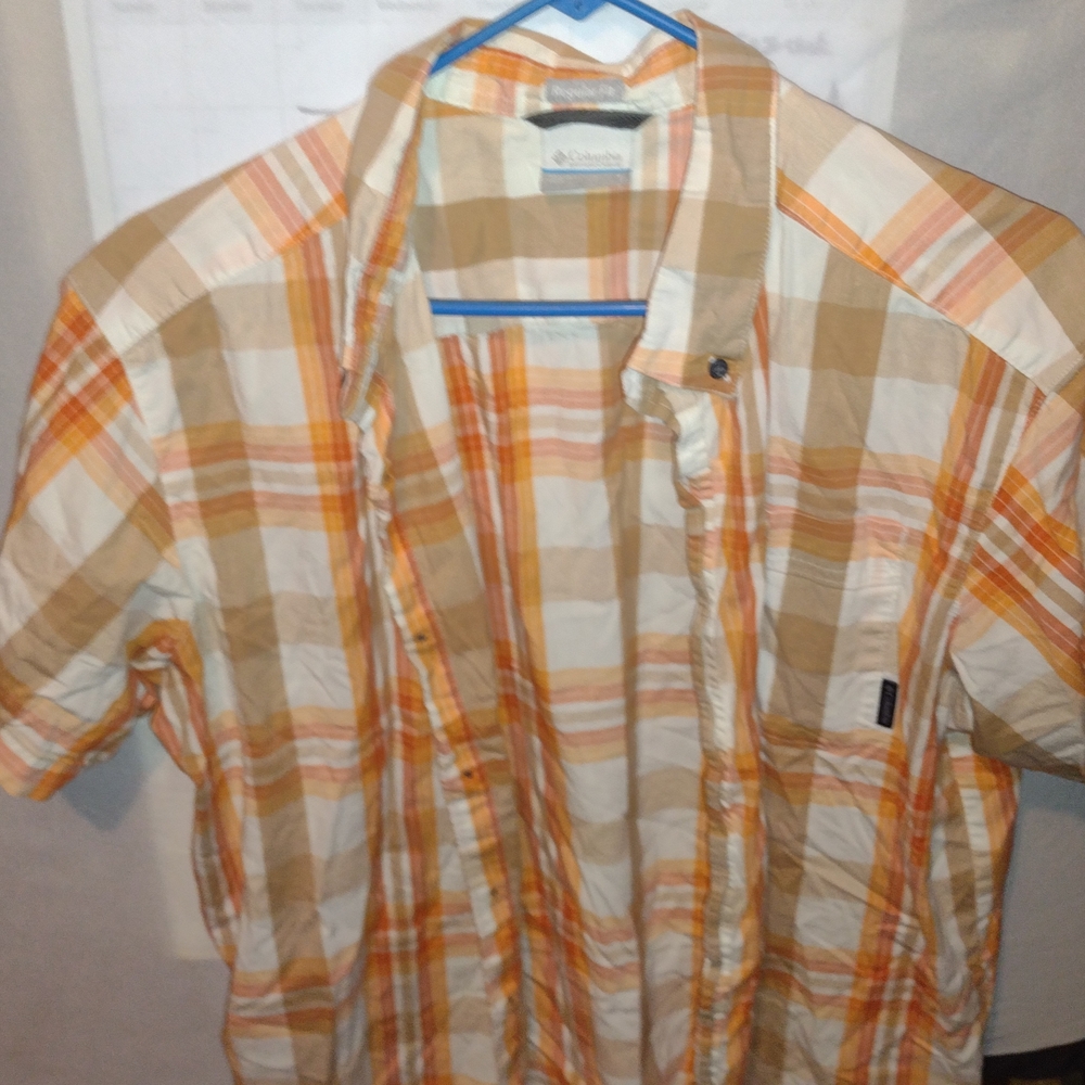 Columbia Plaid Short Sleeve Shirt